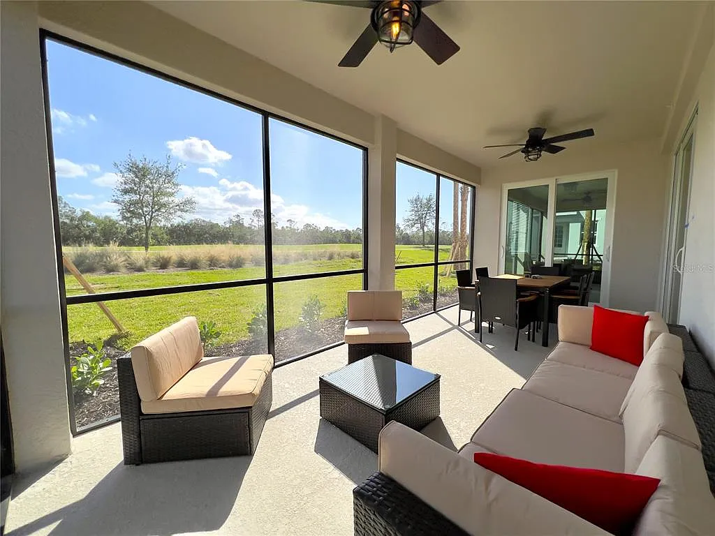 3 bed, 2.0 bath, 1741 sqft, $7,000 — Photo 2