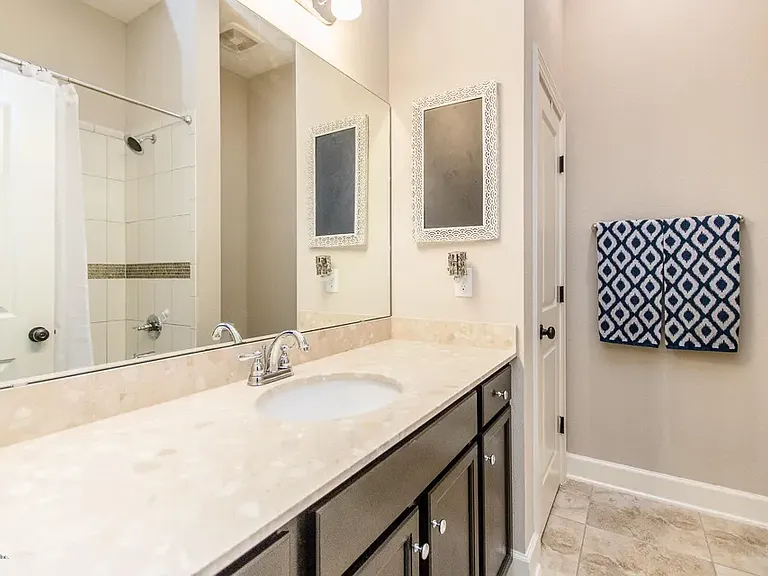 702 Charter Oaks Blvd — Photo 9