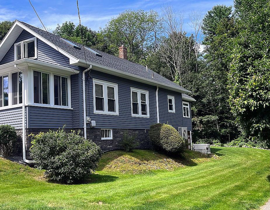 2nd image of 21 Newson Ave