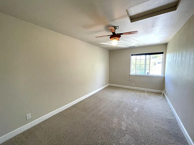 1 La Casa Ct — Photo 10