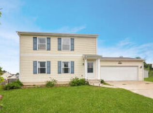 1541 Ellington Dr, Kalamazoo, MI 49009