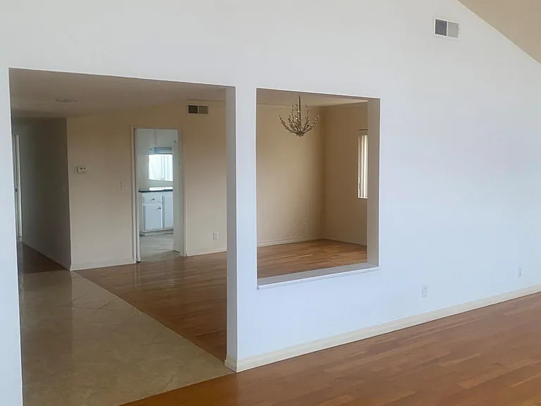 11318 Dona Lisa Dr — Photo 10
