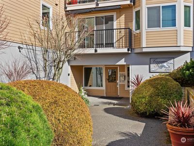 6910 California Avenue SW #16, Seattle, WA, 98136