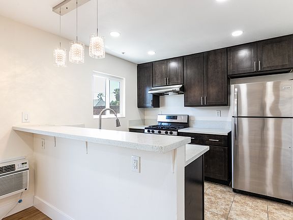 4th image of 1138 S Grand View St APT 306