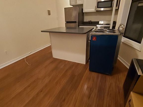 2nd image of 345 W 16th St #8AD