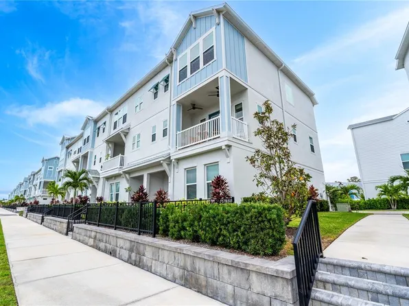 421 Gowdy Rd, Sarasota, FL 34237