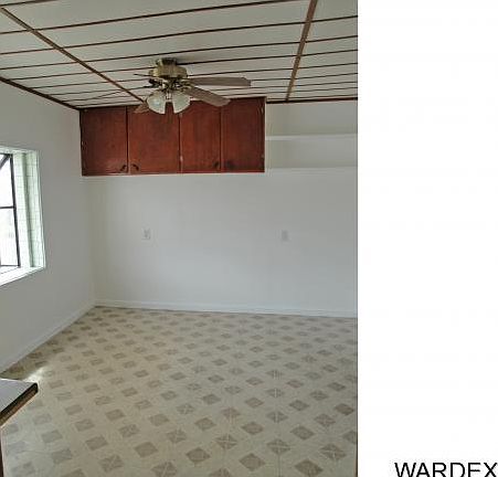 5th image of 118 E Park St