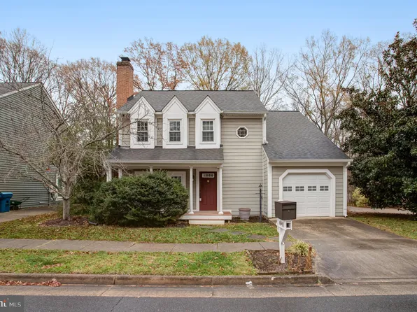 6941 Deer Run Dr, Alexandria, VA 22306