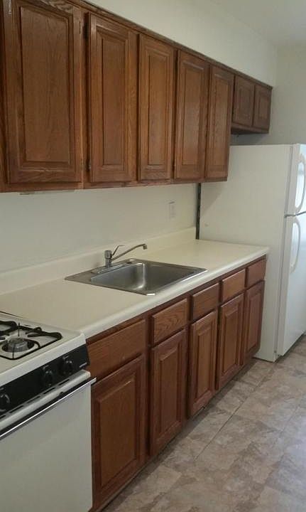 2nd image of 1 Prospect Pl APT 26