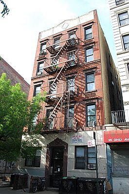 1st image of 31 E 1st St APT 01B