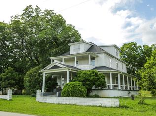 1018 Indian Cave Rd, New Market, TN 37820