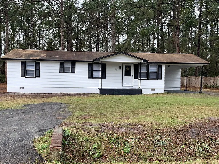 709 Lee Rd — Photo 1