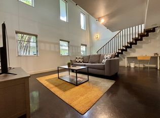 824 SW 4th Ave, Fort Lauderdale, FL 33315