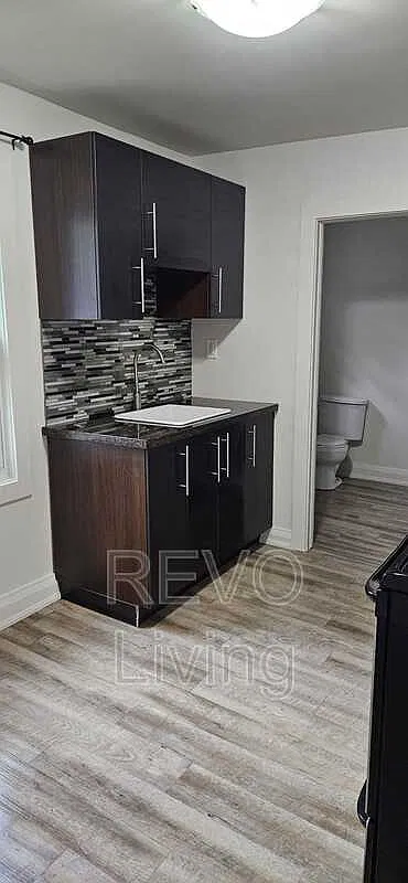Studio, 1.0 bath, 400 sqft, $1,250 — Photo 4