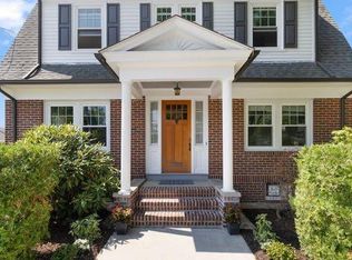 41 Wannamoisett Rd, East Providence, RI 02914
