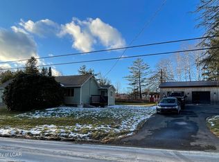 1715 Layton Rd, Scott Township, PA 18447