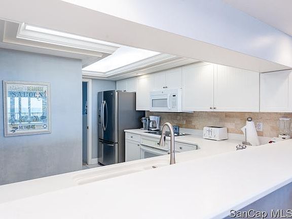 3rd image of 1299 Middle Gulf Dr Unit 102