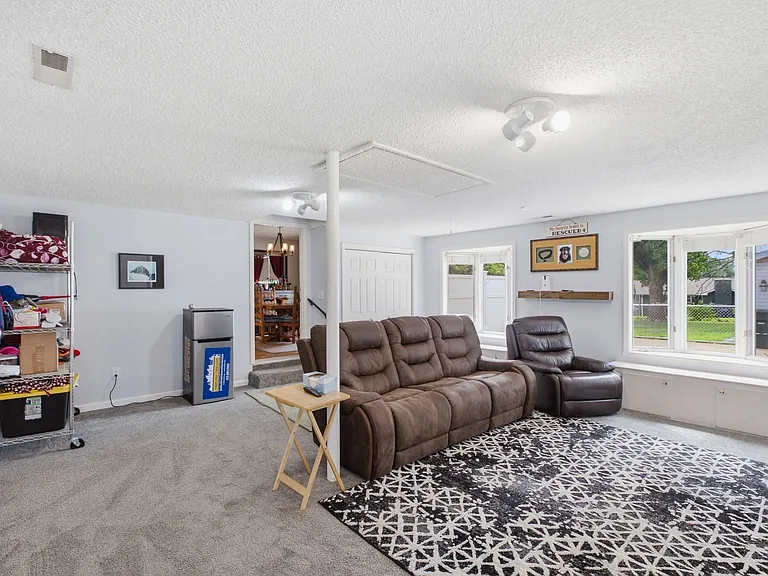 4812 Sierra Dr — Photo 16