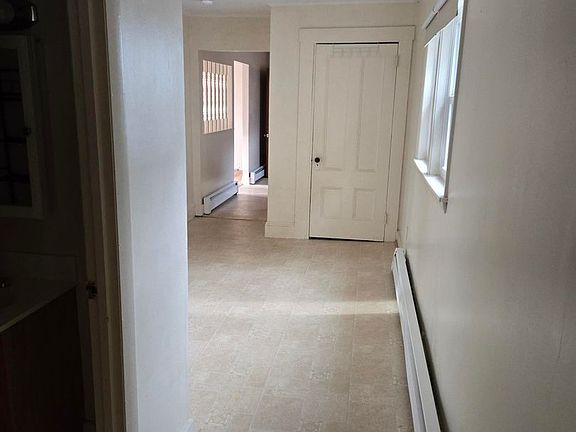 5th image of 187 Essex St #2