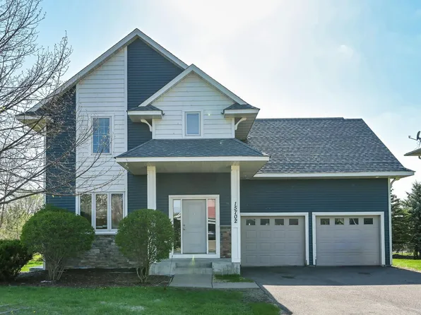 15702 Fairoaks Ave N, Hugo, MN 55038