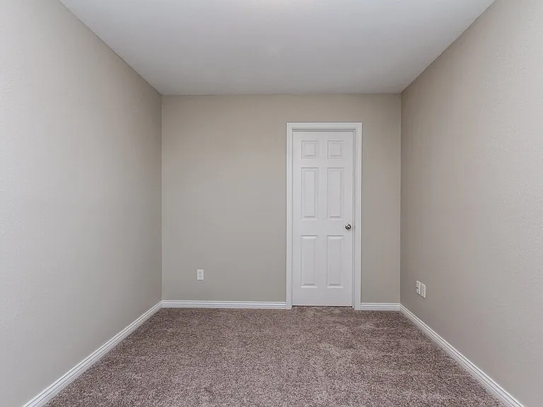 7414 Angus Way — Photo 13