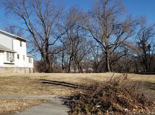 2205 N 10th St, Kansas City, KS 66104
