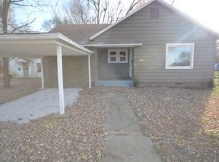 2412 W Lincoln St, Springfield, MO 65806