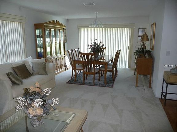4th image of 842 Lost Lake Dr