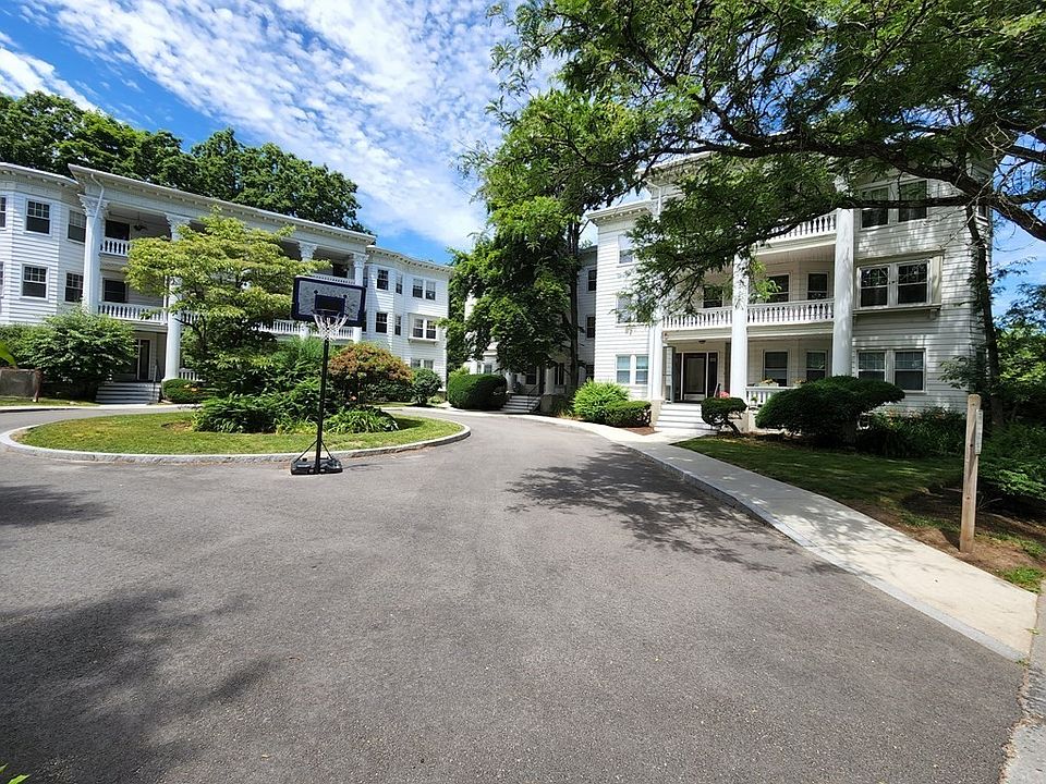 1st image of 144 Middlesex Rd #2