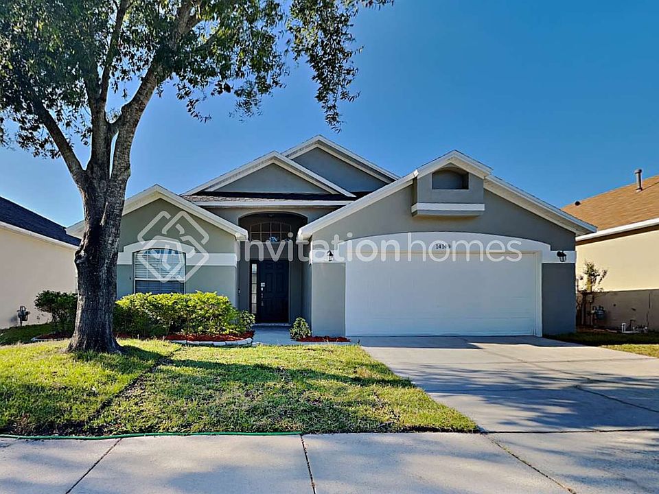 1st image of 14149 Castlerock Dr