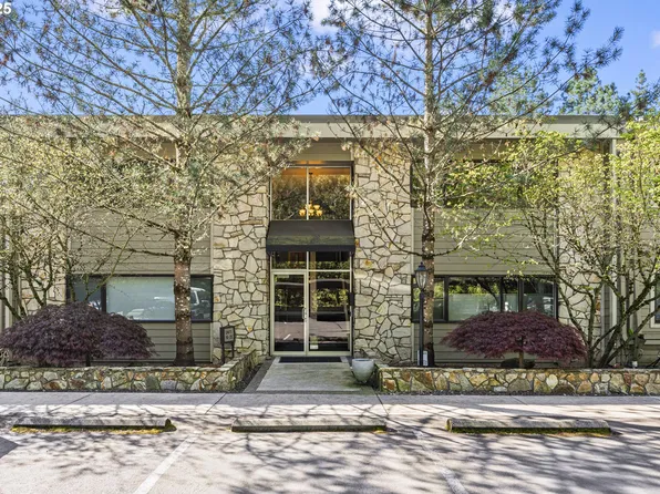 1500 SW Skyline Blvd APT 16, Portland, OR 97221