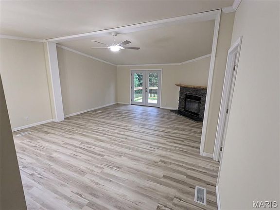 4th image of 1825 Myers Rd