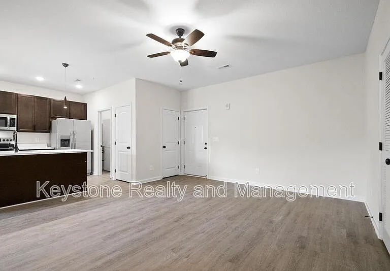 229 E. Johnson Circle — Photo 174