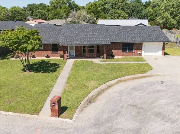 130 Amy Ct, Collinsville, TX 76233