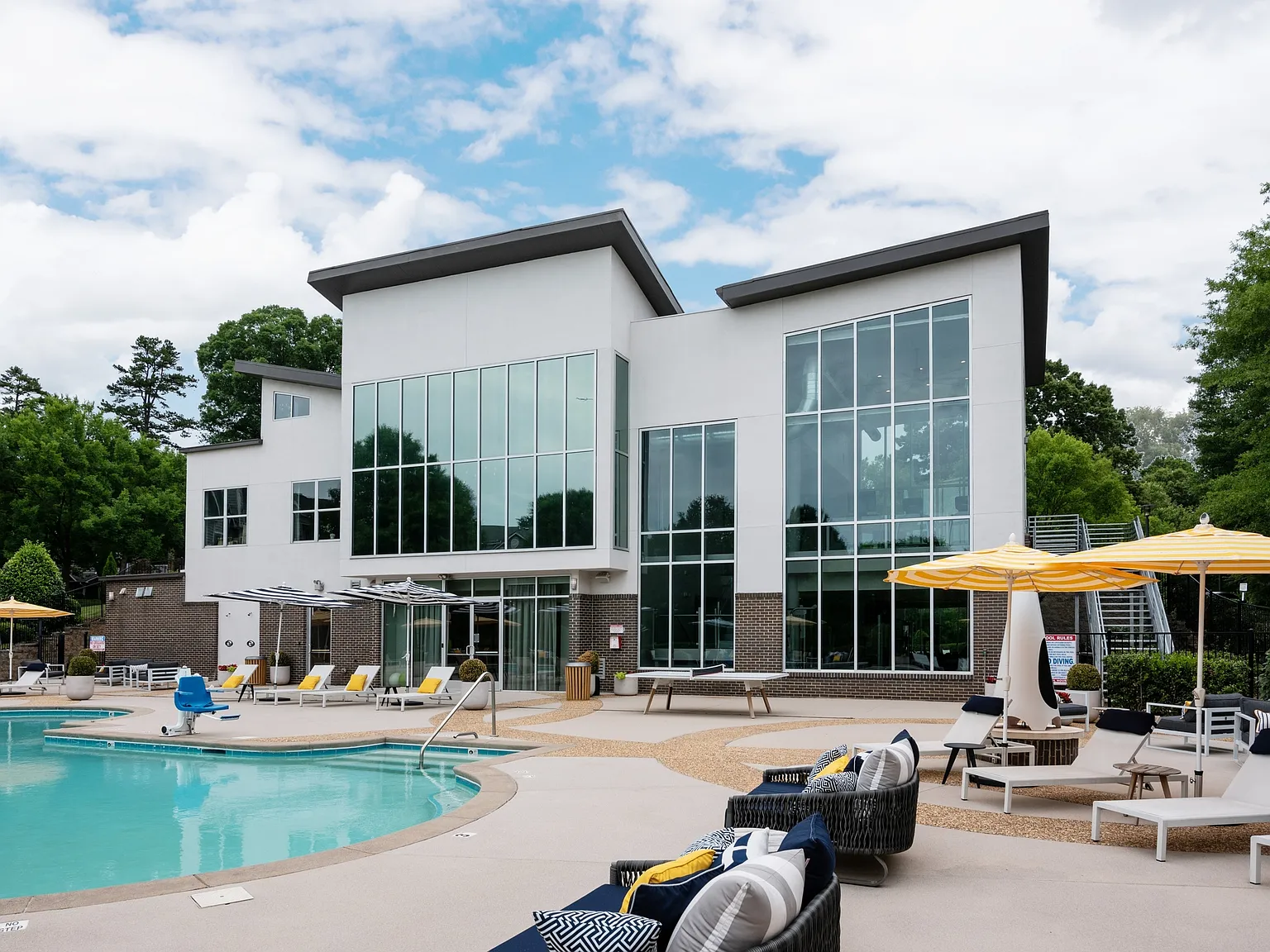 Citra Luxury Apartments — Photo 2