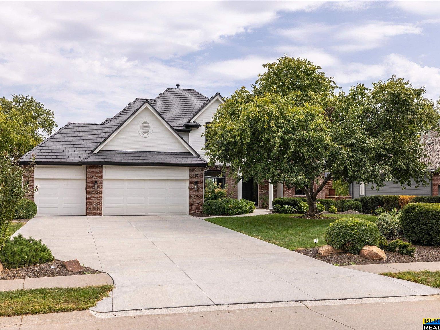 1801 S 186th St — Shadow Ridge Golf Club