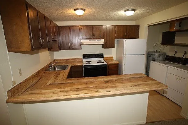 2020 W 36th Ave #9 — Photo 5