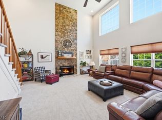 654 Skyline Dr, Jefferson Twp., NJ 07849