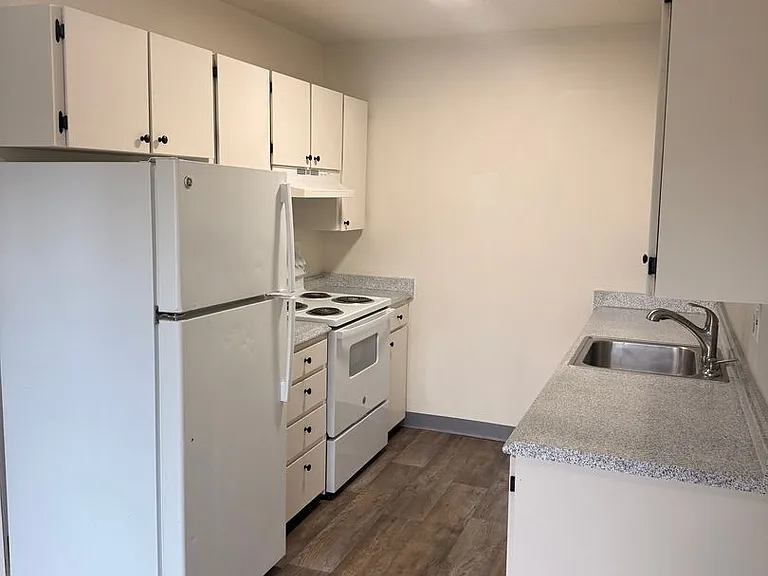 S815 - Star Apartments — Photo 24