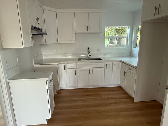 2nd image of 12603 Ralston Ave