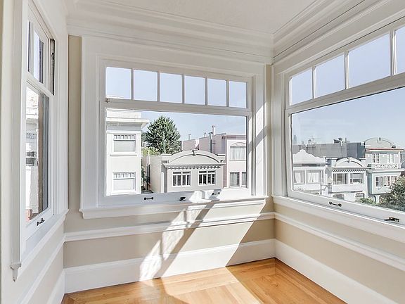 3rd image of 159 Dolores St APT 03
