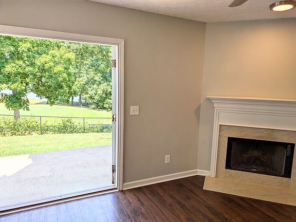 3rd image of 506 Flintlock Ct