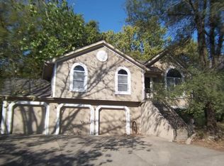 3610 N Wabash Ave, Kansas City, MO 64116