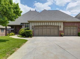 1406 N Rockingham Ave, Nixa, MO 65714