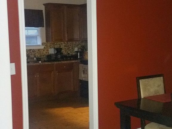 5th image of 849 Curtis Dr