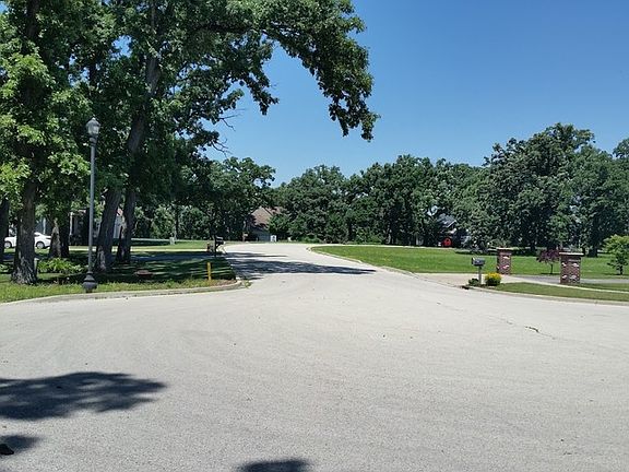 4th image of 12380 Oakcrest Dr Lot 4