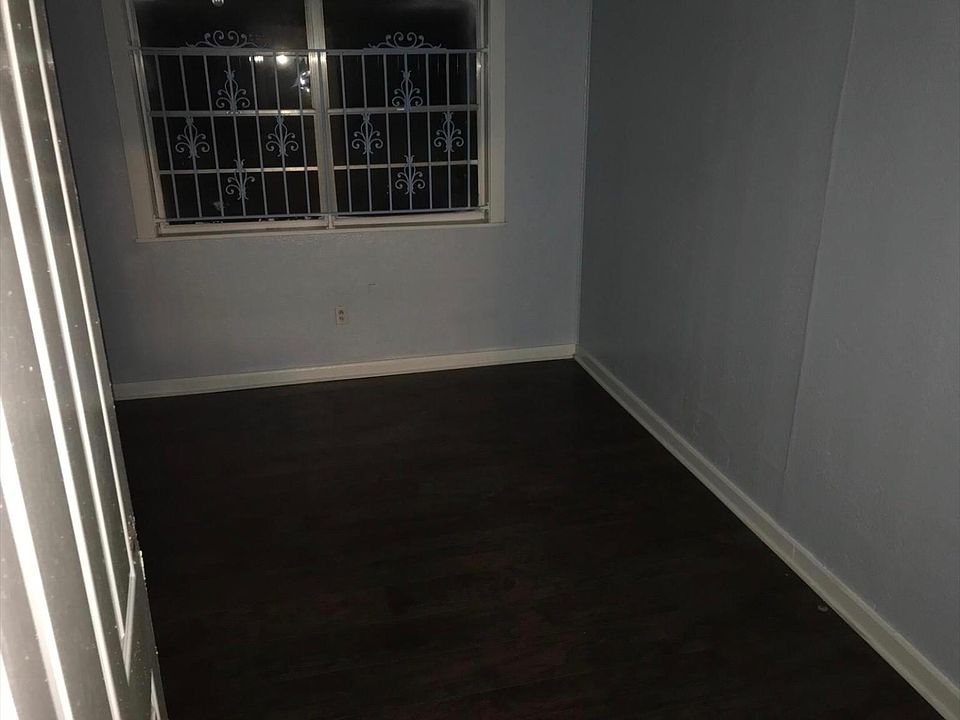 1st image of 714 E Emily St