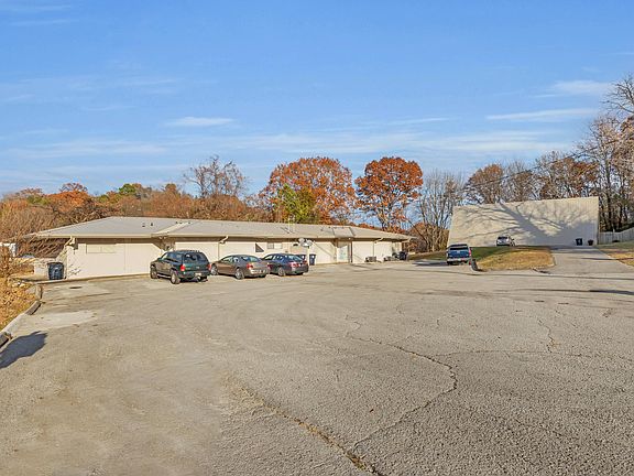 2nd image of 3101 Ellis Ave