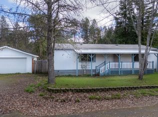 629 Frederick Ct, Cave Junction, OR 97523