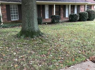 4110 Royalcrest Dr, Memphis, TN 38115